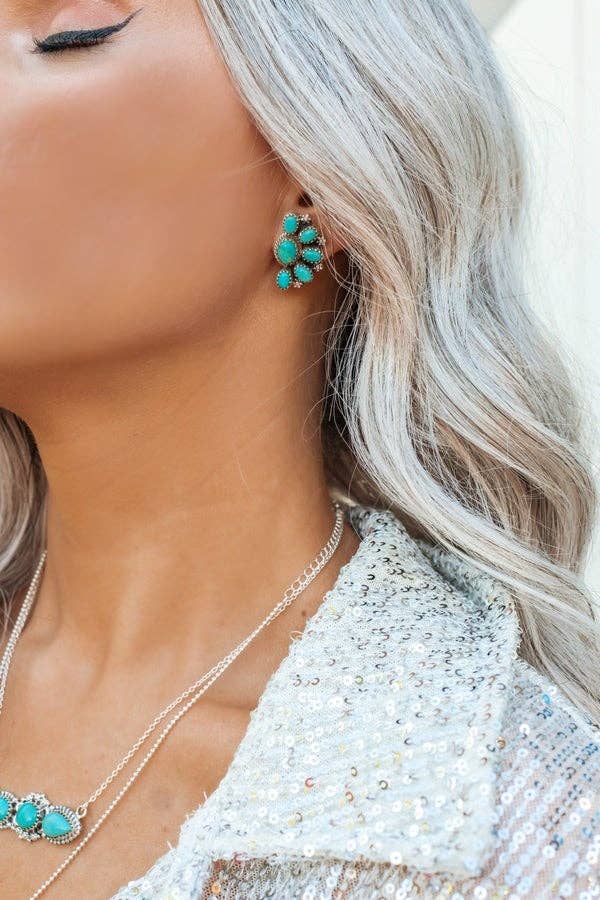 Cute Little Half Cluster Blossom Earrings