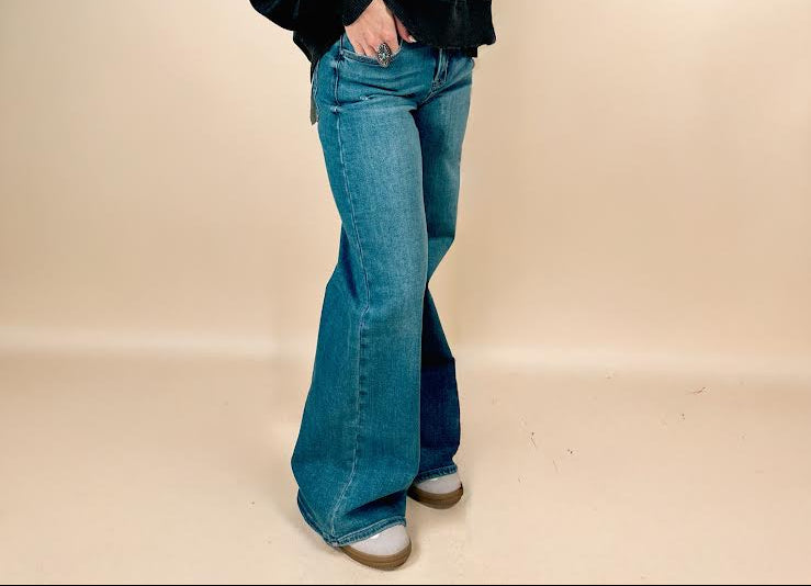 Risen High Rise Wide Leg Jeans