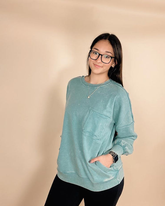 Sweatshirt with pockets