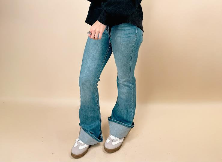 Risen Mid Rise Flare Basic Jeans