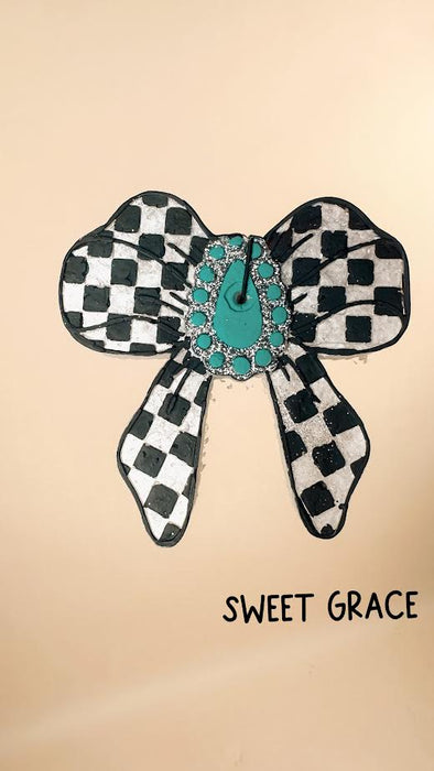 Checkered Bow Freshie