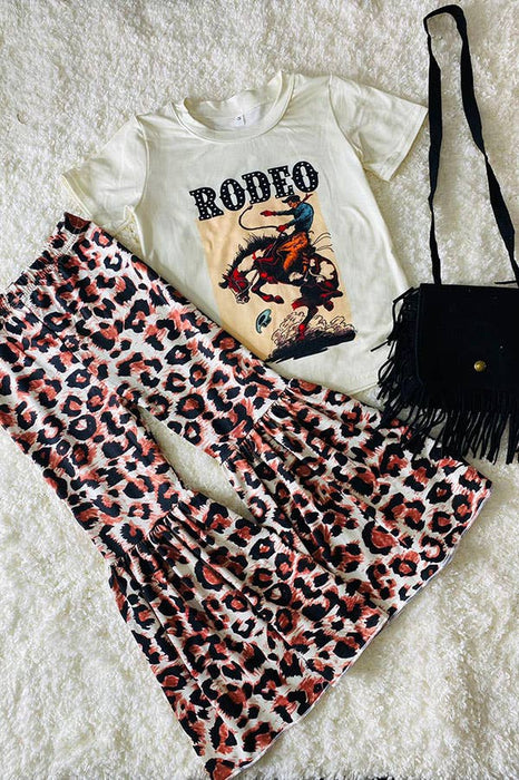 RODEO Riding horse top & leopard bell bottom pants set