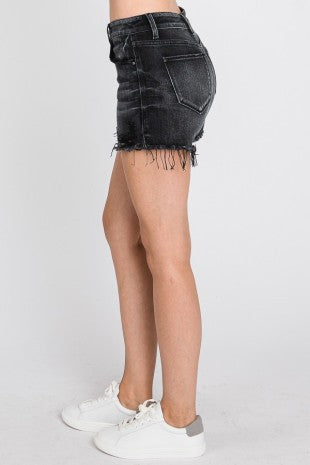 High Rise Comfort Stretch Shorts with Frayed Hem PETRA153