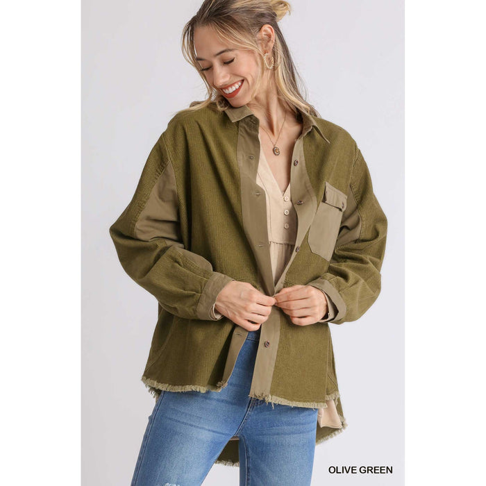 Chaqueta con botones y cuello de pana