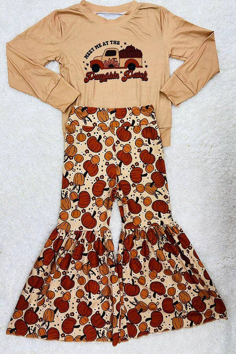 "MEET ME AT THE PUMPKIN PATCH" tan 2pc set