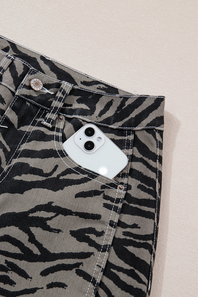 Gray zebra stripe barrel jeans view 16