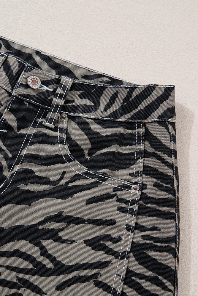 Gray zebra stripe barrel jeans view 17