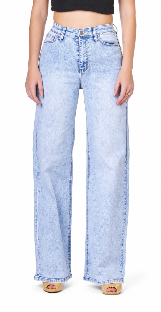Vintage Light Wash High-Rise Straight Wide-Leg Jeans