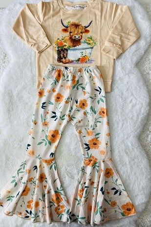 Cow Pullover Sweatshirt & Floral Pants Girls Set