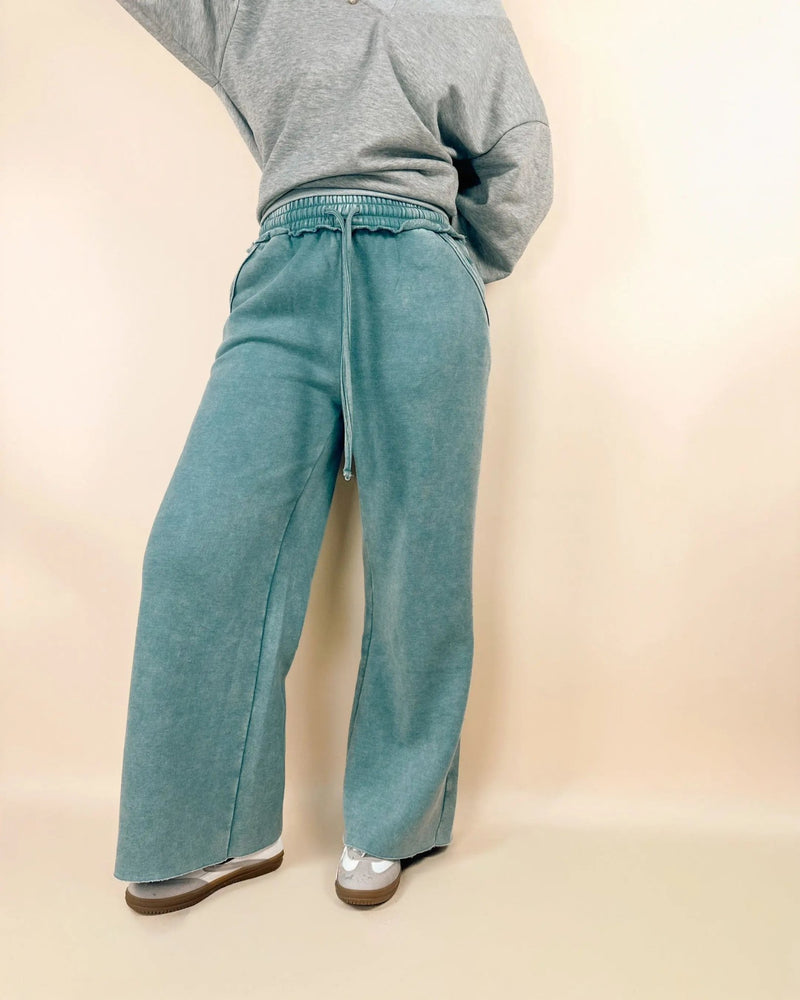 Acid Wash Fleece Palazzo Sweatpants With Pockets - LECCE