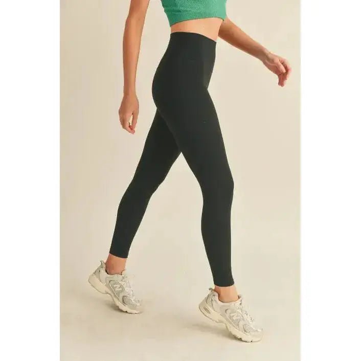 Black High Rise Leggings - LECCE