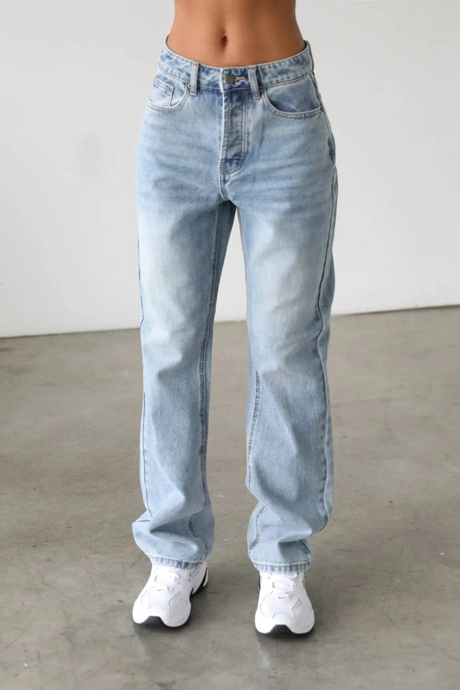 Classic High Rise Straight Leg Denim Jeans - LECCE