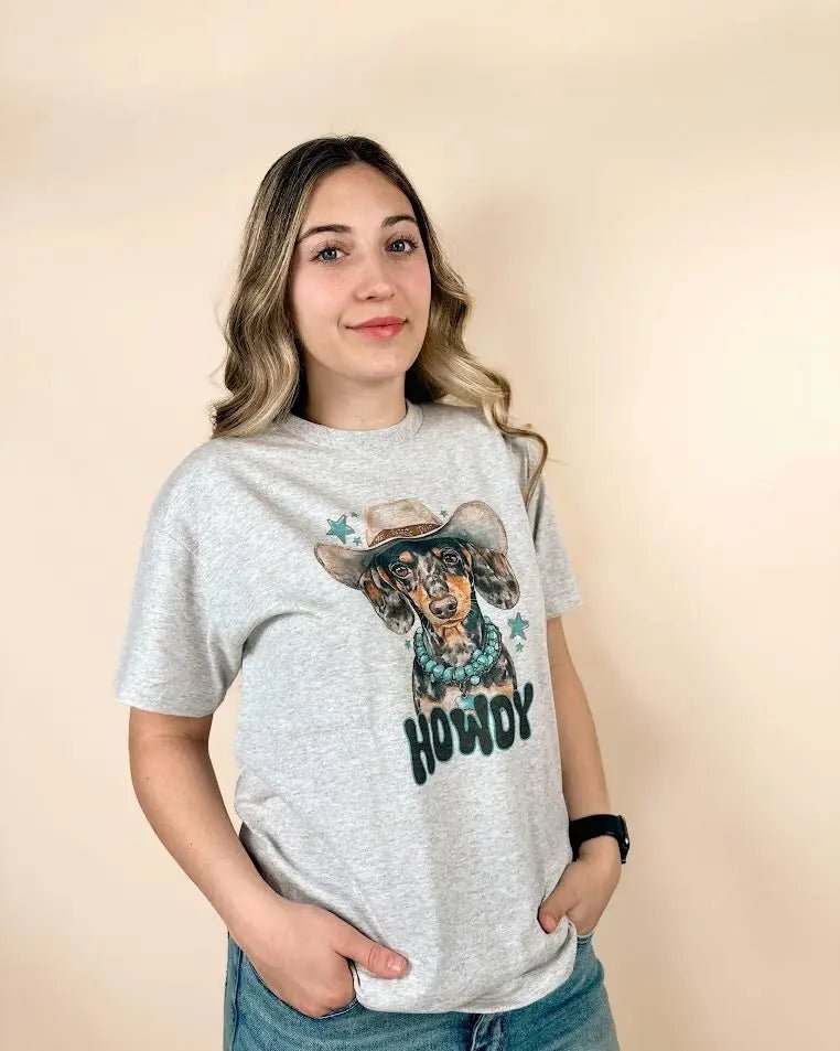 Howdy Dachshund Graphic Tee | Western Dog Lover Unisex T-Shirt