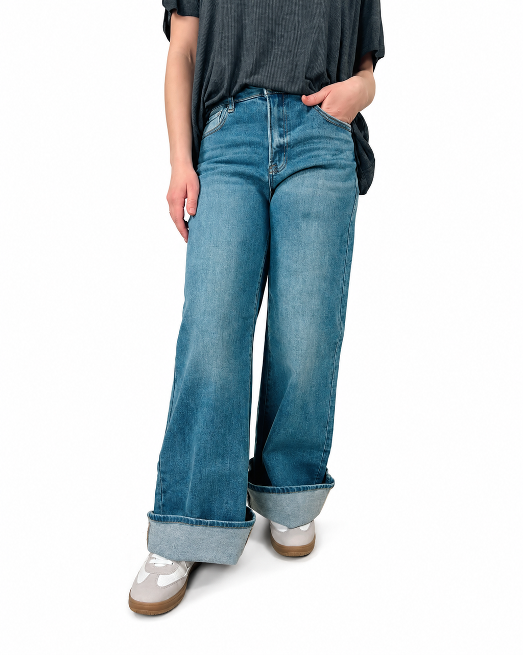 Risen High Rise Wide Leg Jeans