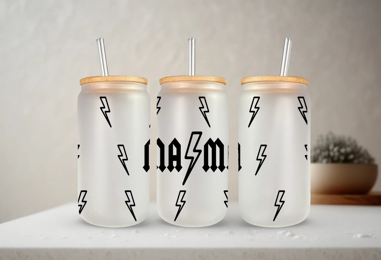 Mama Lightning Bolt | 20 oz Glass with Bamboo Lid & Straw - LECCE