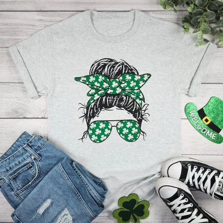 Messy Bun st. Patricks T-shirt - LECCE