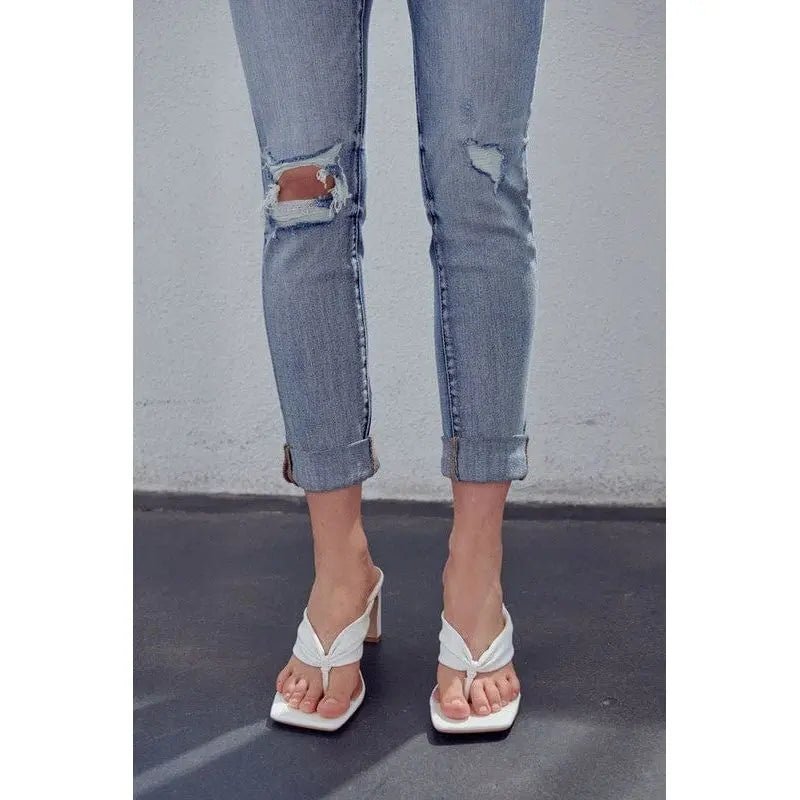 Mid rise button Fly Mom Jeans - LECCE