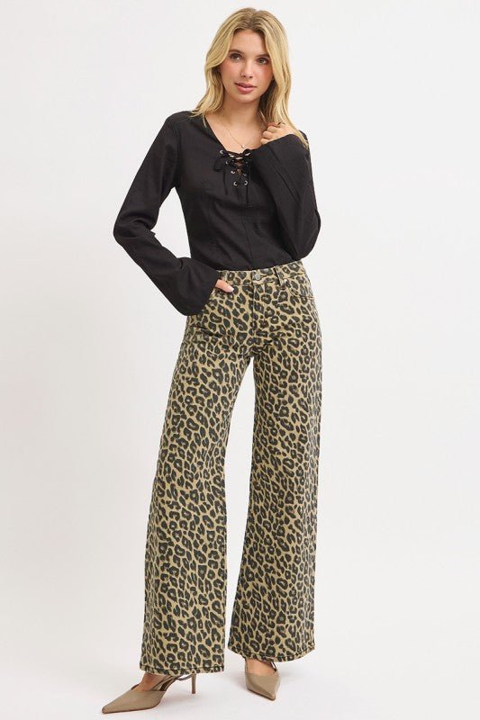 Mid Rise Wide Leopard Print Pants