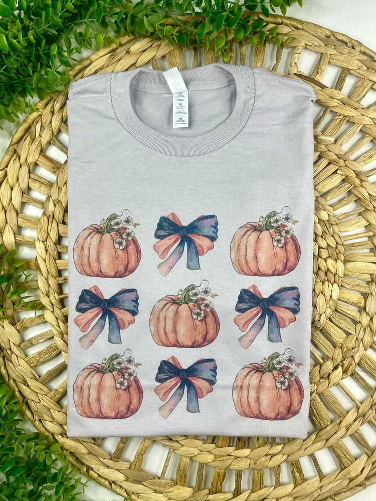 Pumpkins and Bows (T-Shirt) - LECCE