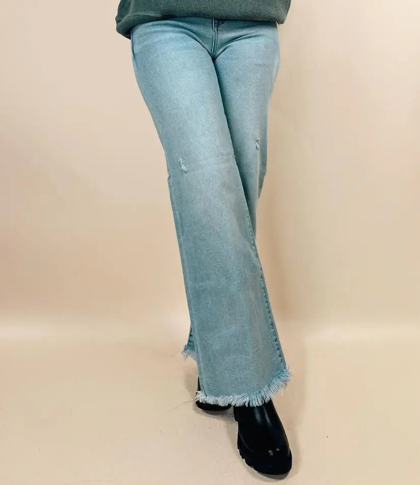 Risen Tummy Control Frayed Hem Mid Rise Jeans - LECCE