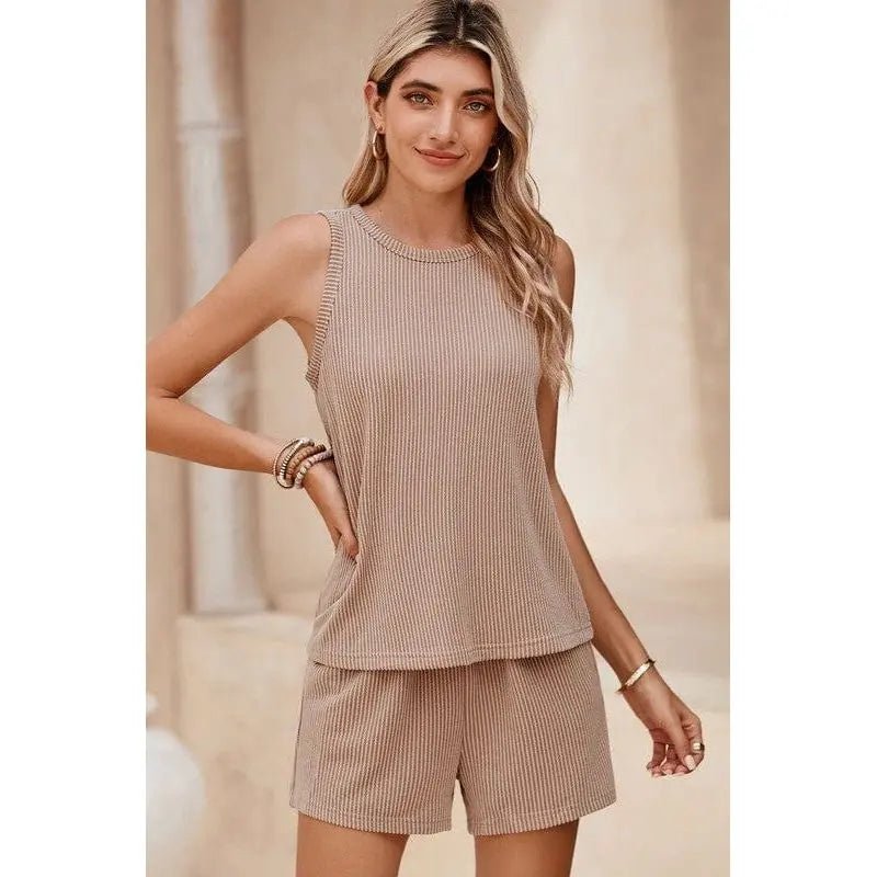 Sleeveless Top And Pocketed Shorts Set - LECCE