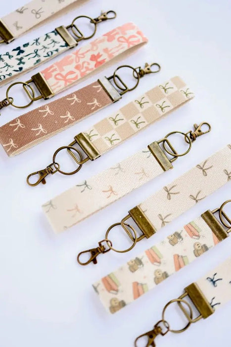 Trendy Design Wristlet Keychain - LECCE