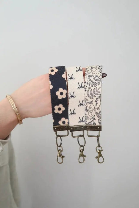 Trendy Design Wristlet Keychain - LECCE