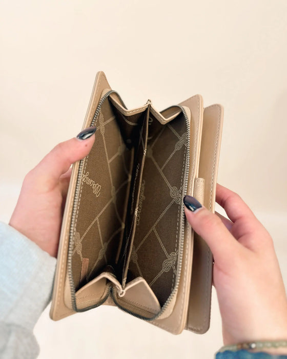 Wrangler Western Floral Tooled Wallet Montana West