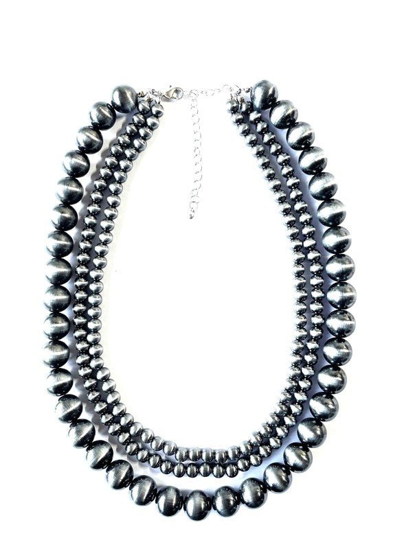 Western 3 Layered Navajo Pearl Necklace