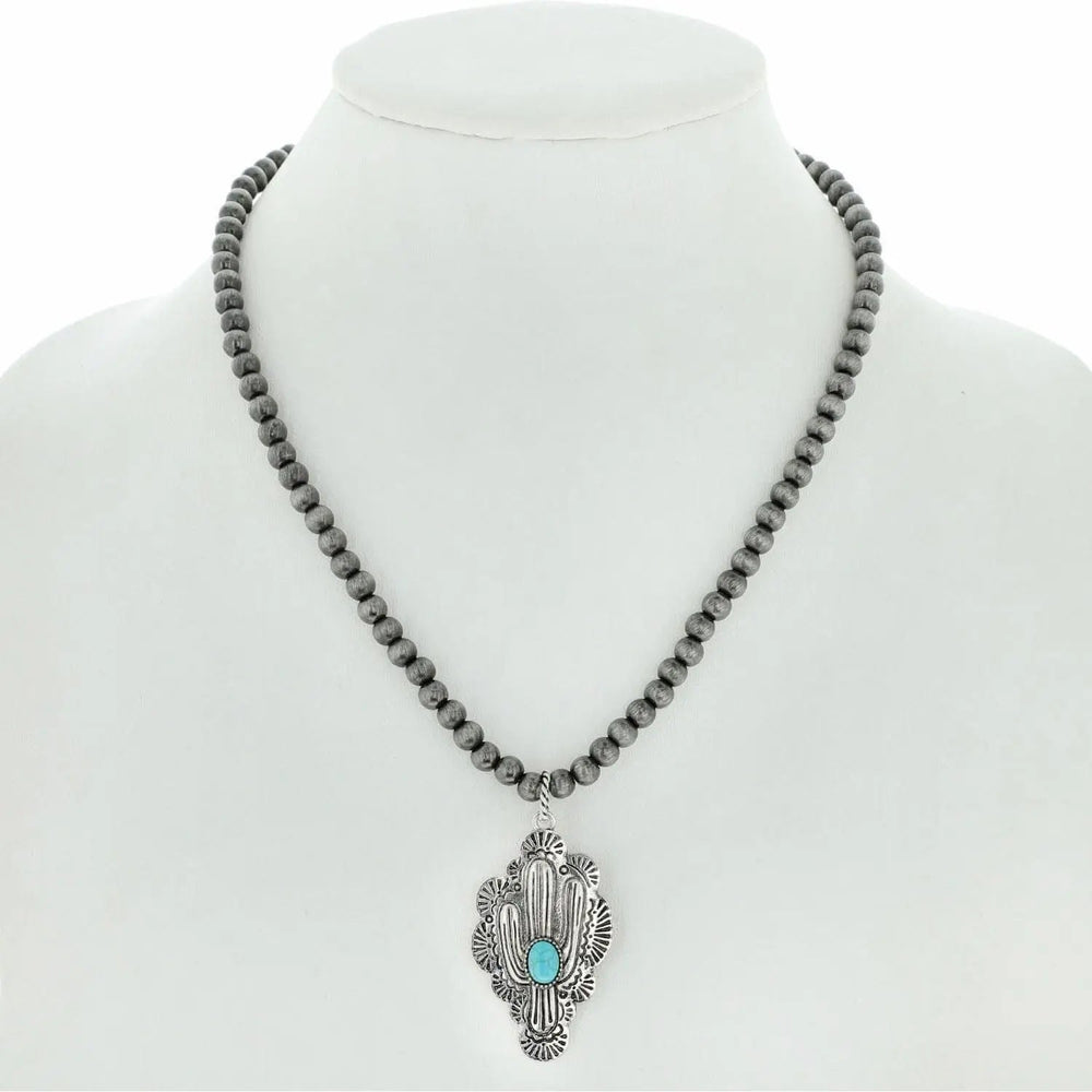 Western Navajo Pearl Necklace Stamped Pendant - LECCE