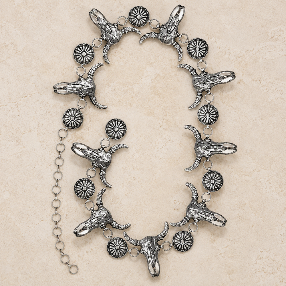 Western Flower Steerhead Chain Belt on cream stone