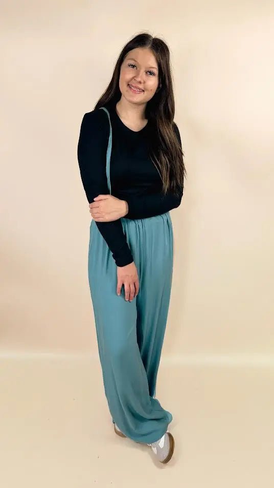 Woven Tie Back Suspender Jumpsuit With Pockets - LECCE