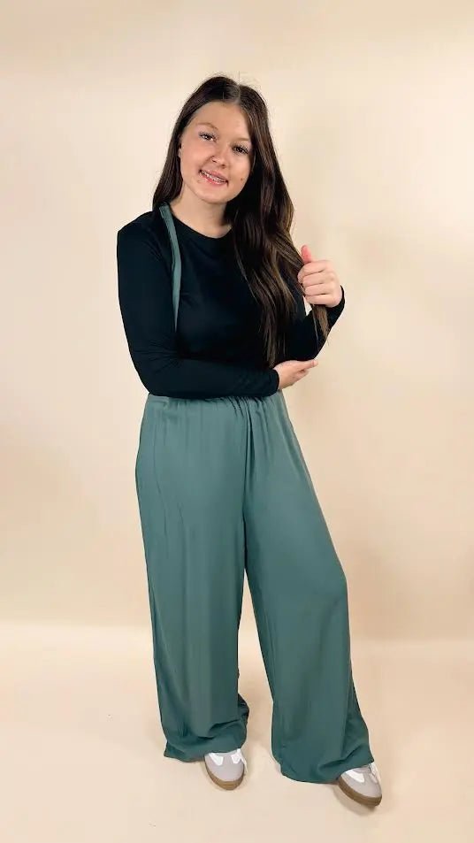 Woven Tie Back Suspender Jumpsuit With Pockets