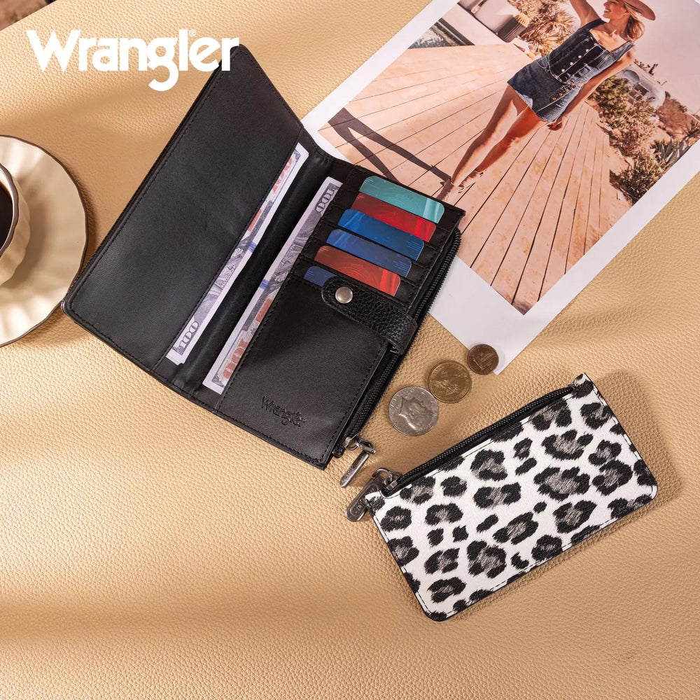 Wrangler Leopard Bi - fold Wallet with Detachable Pouch - LECCE