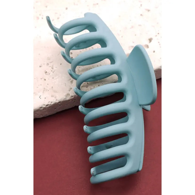 Oversized Matte Claw Clip Wall to wall