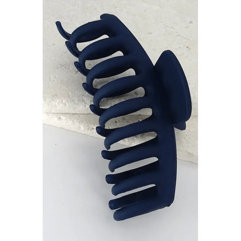 Oversized Matte Claw Clip Wall to wall