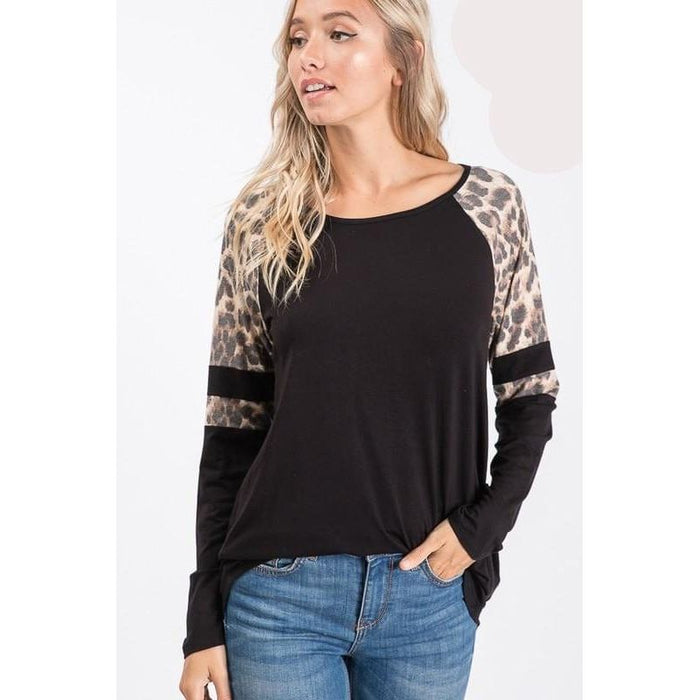 Long sleeve solid and leopard animal print