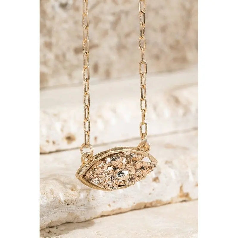 Oval filigree charm short necklace LECCE Boutique