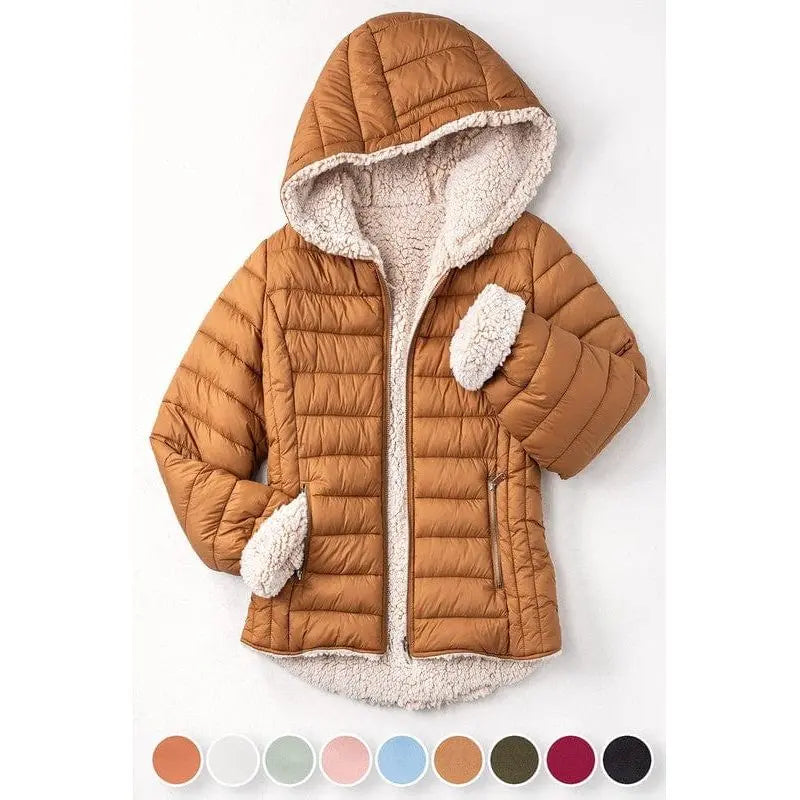 Chaqueta acolchada con forro polar Sherpa para mujer con capucha.