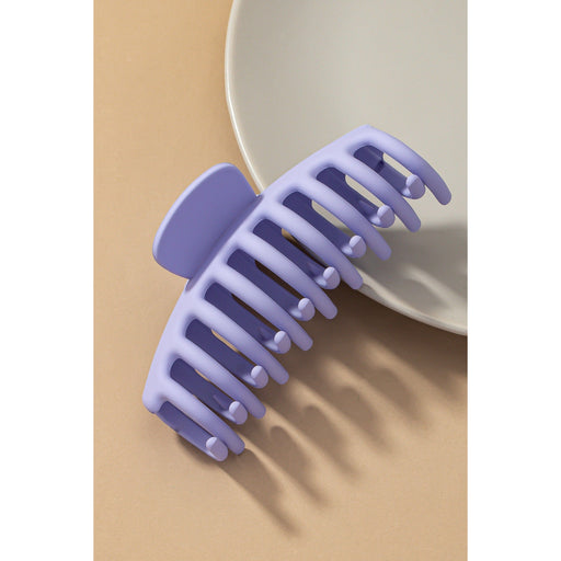 Oversized Matte Claw Clip Wall to wall