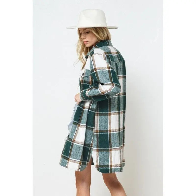 Chaqueta camisera larga con botones a cuadros hasta la rodilla
