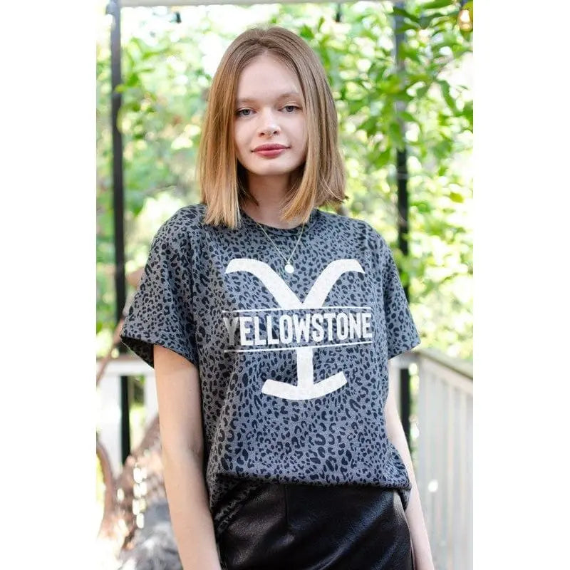 Yellow stone graphic leopard tees 12PM BY MON AMI