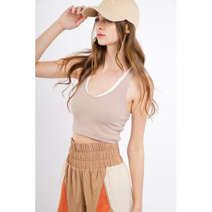 Color-block activewear shorts