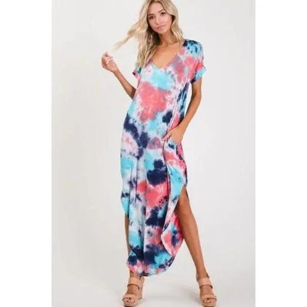 long dress tied at bottom How To Knot your Maxi Dress! , , , #howtowear #howtowearit #femalefashion #maxidress #waystowear #howto #howtotie #fyp #neutrals #neutralstyle #endofsummer #dress | Grace and Lace