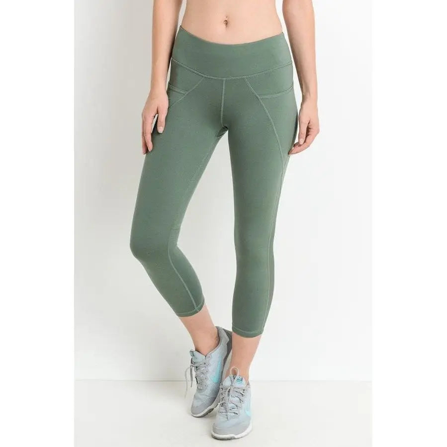 Mesh Overlay Pocket Capri Leggings
