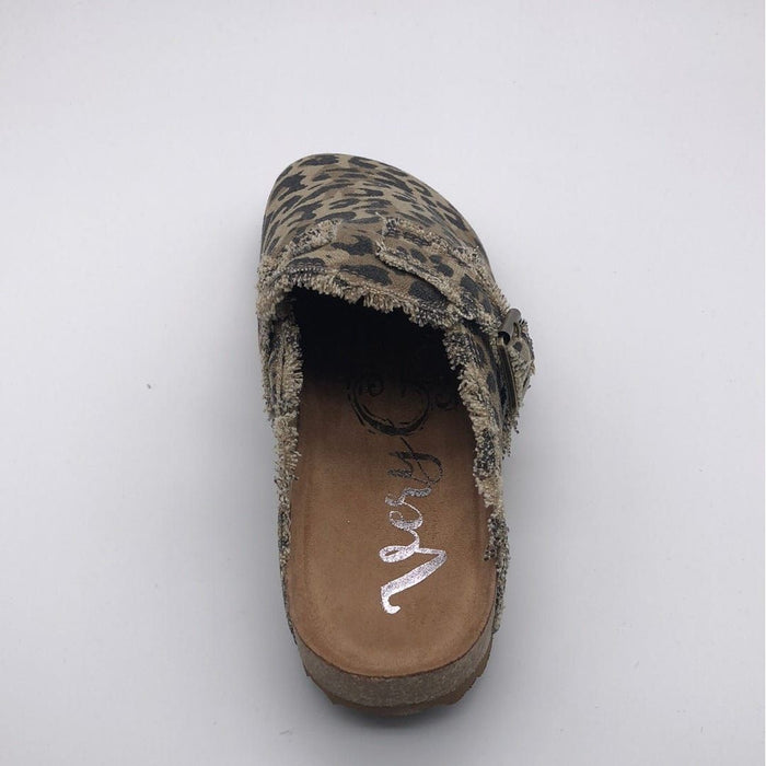 Gypsy-jazz leopard picnic shoe