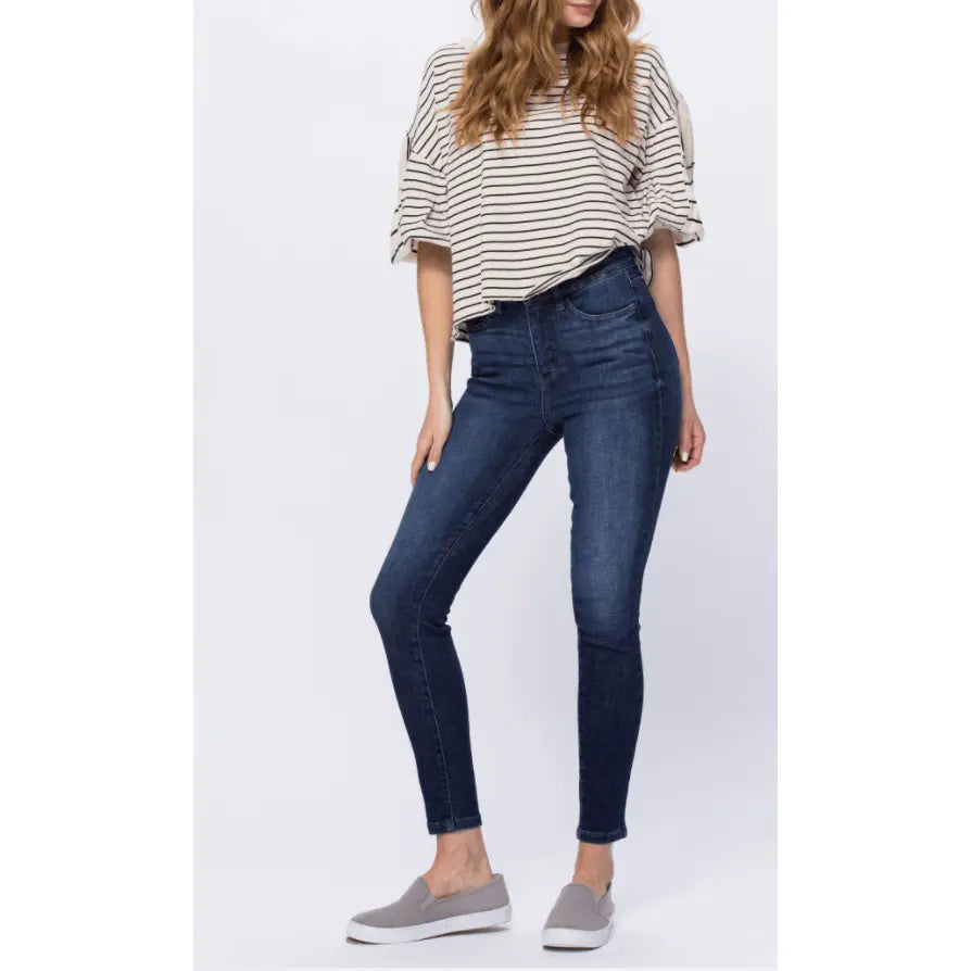 judy blue Super dark clean control top skinny judy blue