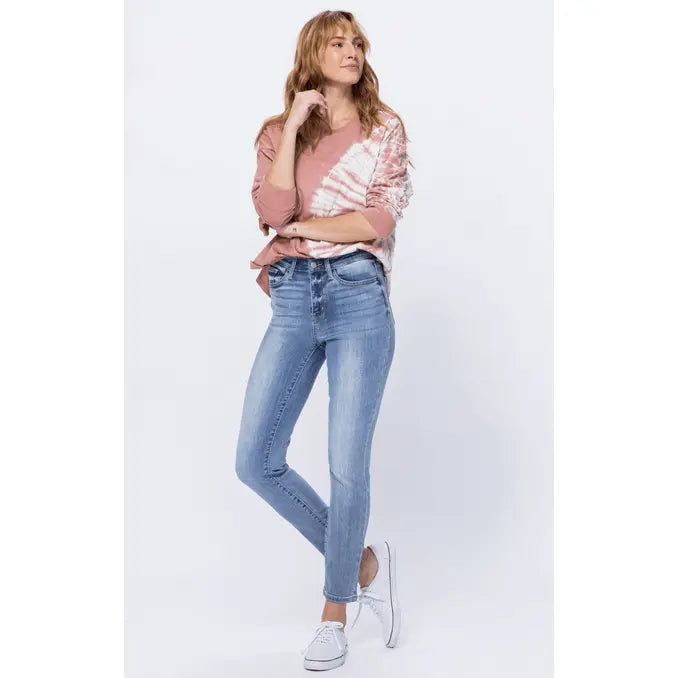 Judy blue Hi - rise light bleach wash relaxed fit - LECCE