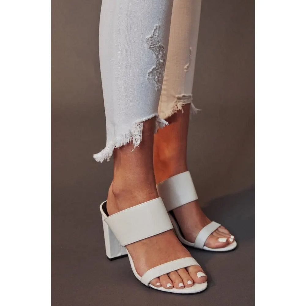 Kan Can High Rise White Hem Detail Skinny Jeans - LECCE