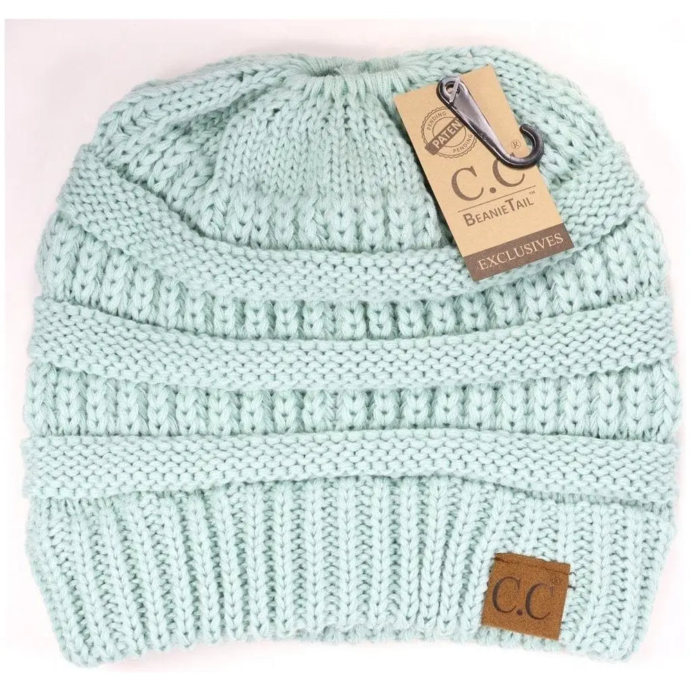 Solid  classic  cc beanie  tail 